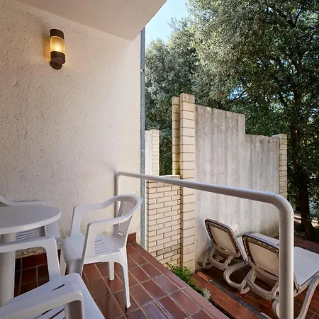 홀리데이파크 Koversada 브르사르