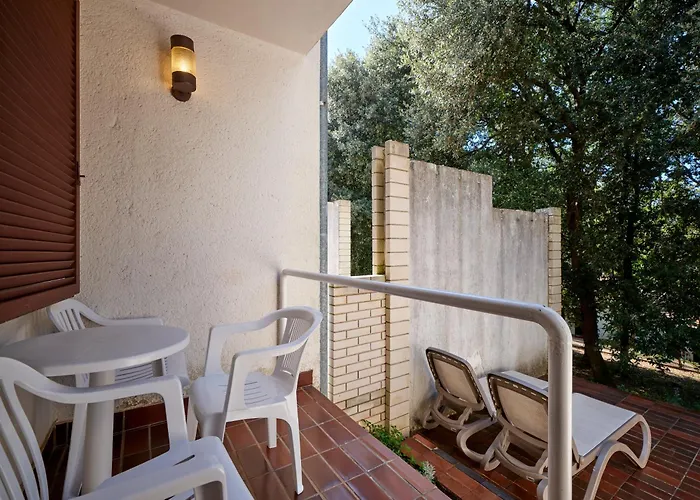 假日公园 Koversada 弗尔萨尔